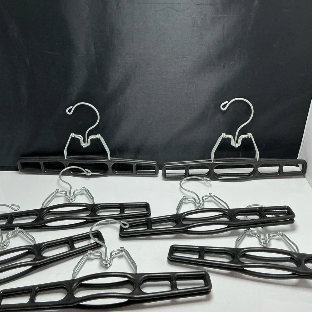 Lot of 7 Vintage Tamor Style Plastic Clamp Hangers Black Pants Skirt Retro Set